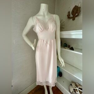 Vintage Pink Nightgown Size Small (38)